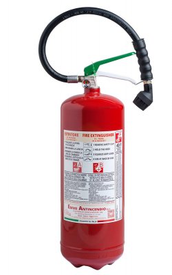 6 L. Water + Additive FIRE EXTINGUISHER - 21A 183B 40F - Model 22062-23 - VALVE CPF M. 30x1.5, brass body with anti-corrosion treatment. - PED - UNI EN 3-7 2014/68/EU